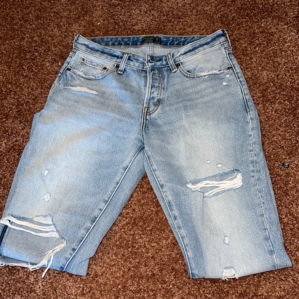 Abercrombie & Fitch Boyfriend Jean